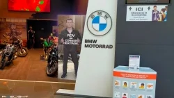 VIDEOSTICK : film LED transparent pour vitrines premium — cas BMW